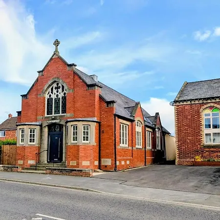 Holiday home Luxury Chapel - Hot Tub - Dog Friendly - Sleeps 10 *